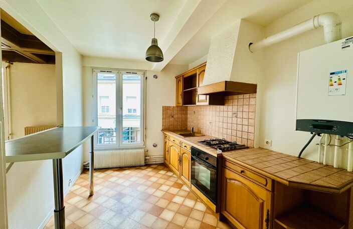 APPARTEMENT de 69 m2 CENTRE VILLE EPERNAY (51) — photo 5