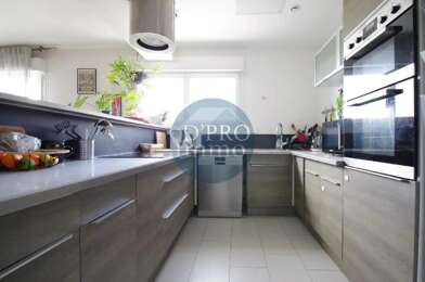 Appartement 3 pièces 219975 €
