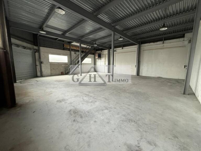 LOCAL D'ACTIVITÉS 520M2 À LOUER MONTREUIL — photo 1