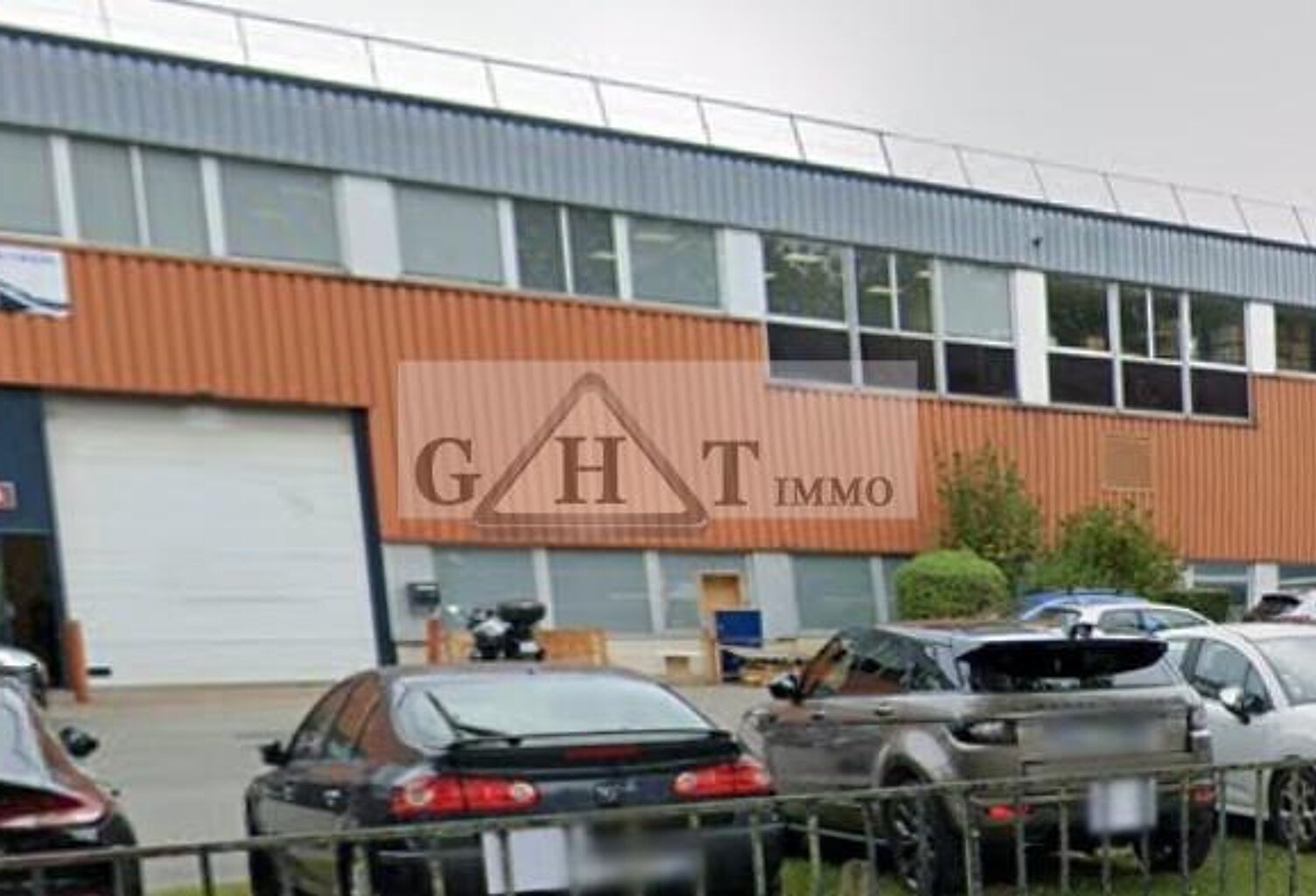 À vendre – Locaux d’activité et entrepôt – Trappes — photo 1
