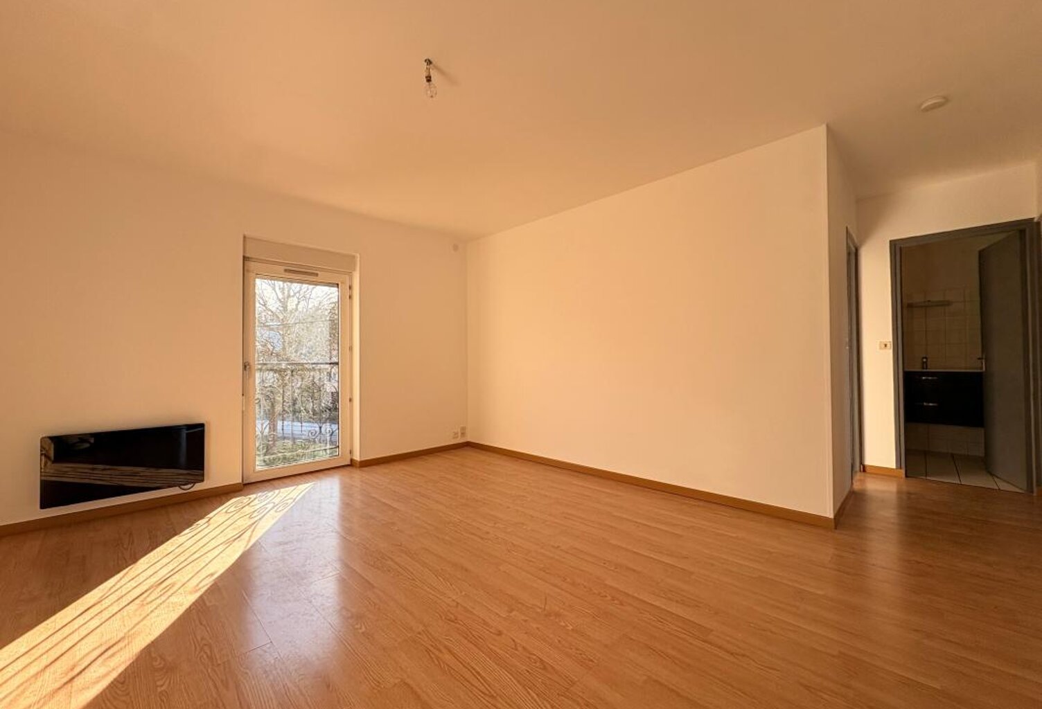 Immeuble À Vendre — photo 1