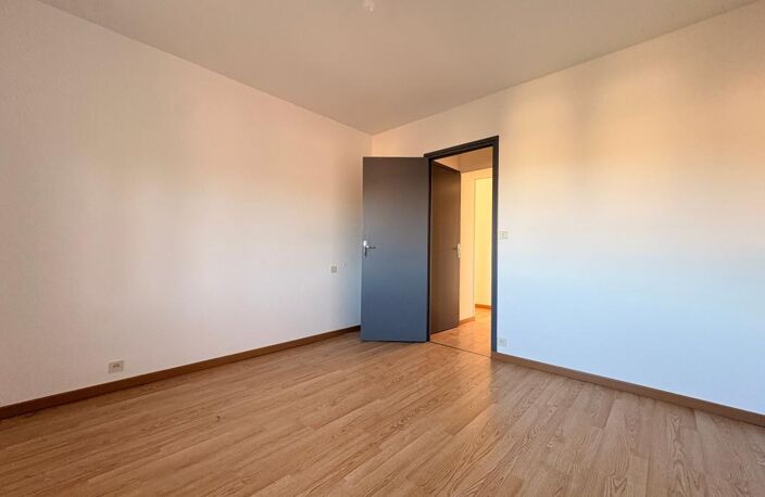 Immeuble À Vendre — photo 4