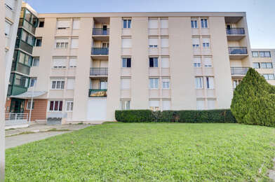 Appartement 3 pièces 576 €