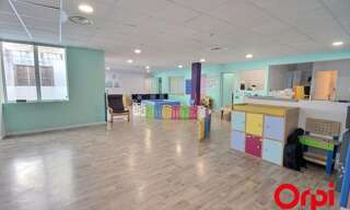 Divers  160 m² à vendre à Marseille 12 (13012)