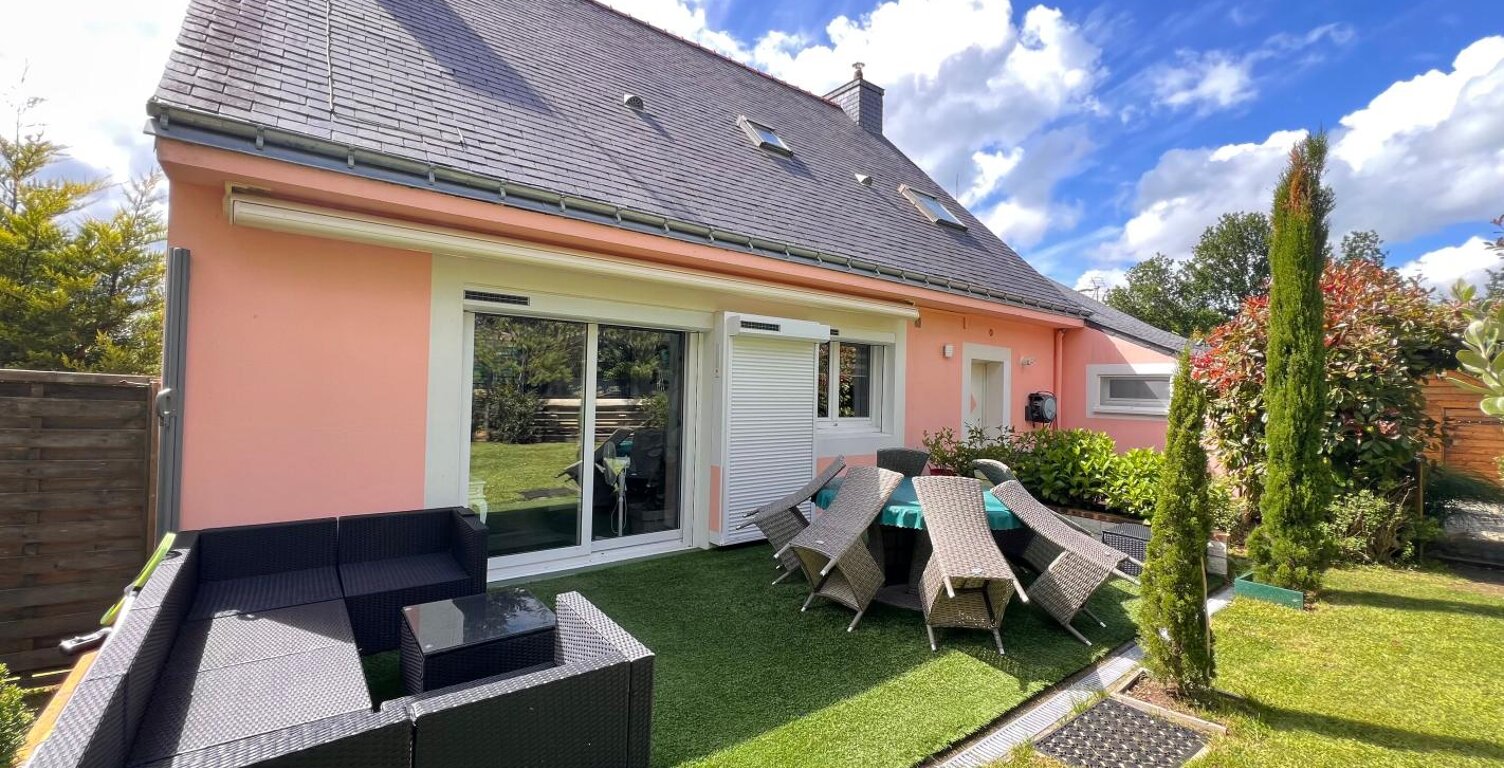 Maison familiale rénovée avec appartement indépendant et jardin clos – Rostrenen — photo 1