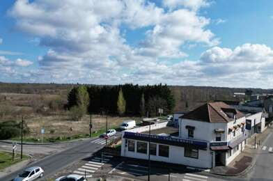 Commerce  374500 €