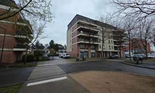 Garage   m² à louer à Orléans (45100)