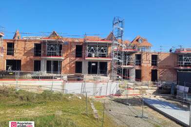 Appartement 2 pièces 251600 €