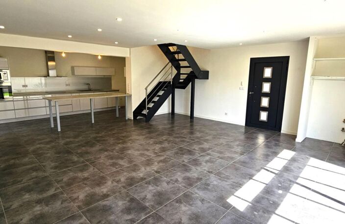 Maison à Montélimar de 115 m2 avec jardin et garage — photo 4
