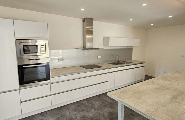 Maison à Montélimar de 115 m2 avec jardin et garage — photo 5