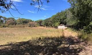 Terrain  3040 m² à vendre à Le Muy (83490)