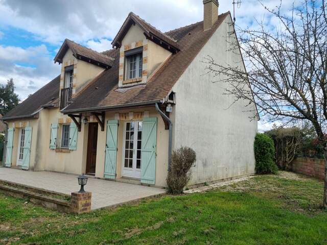 MAISON 4 CHAMBRES et GARAGE DOUBLE — photo du bien