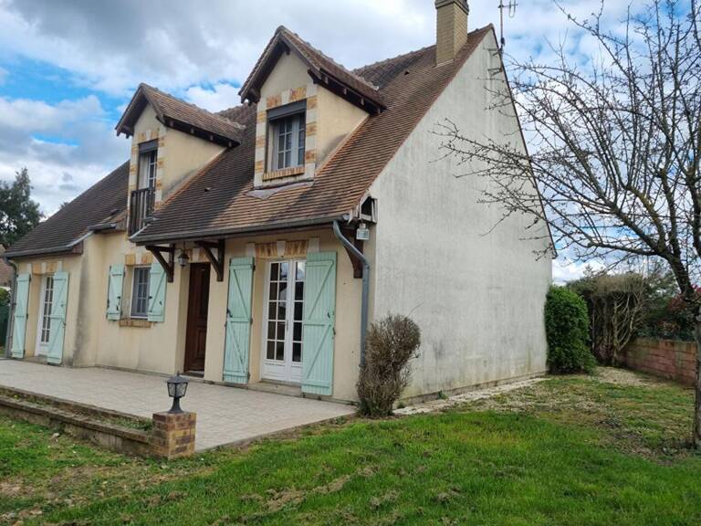 MAISON 4 CHAMBRES et GARAGE DOUBLE — photo 1
