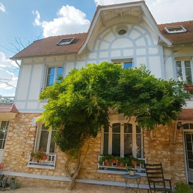 Maison 7 pièces 745000 €