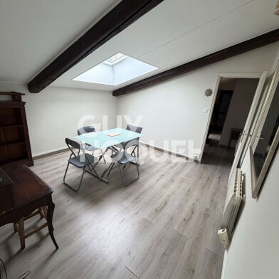 Appartement 2 pièces 900 €