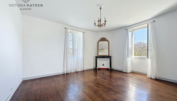 Villa / Maison 8 pièces  à vendre Nay 64800