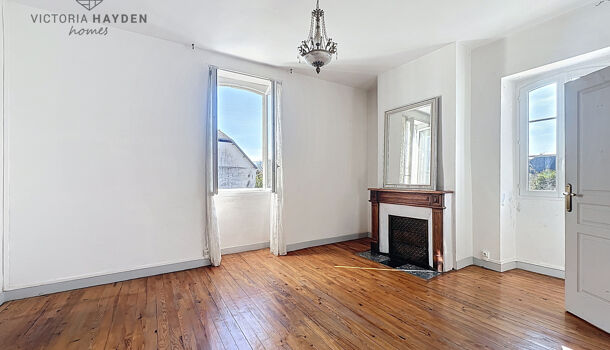 Villa / Maison 8 pièces  à vendre Nay 64800