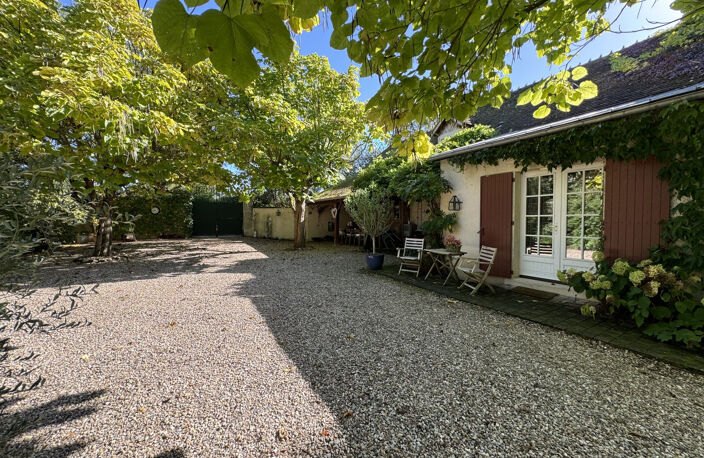 Propriété d'exception au Châtelet : 3,5 ha de nature avec pi — photo 2