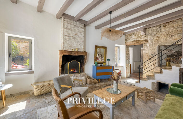 Saint Cyr au Mont d'Or proche village- Maison de village ple — photo 4