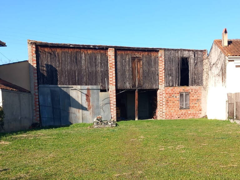Hangar au centre de Cazères sur Garonne — photo 1
