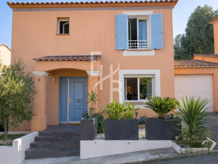 Villa au calme dans domaine privé — photo 1