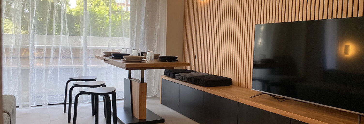 Appartement 7 Pièces 100 m² à louer à Bron (69500)