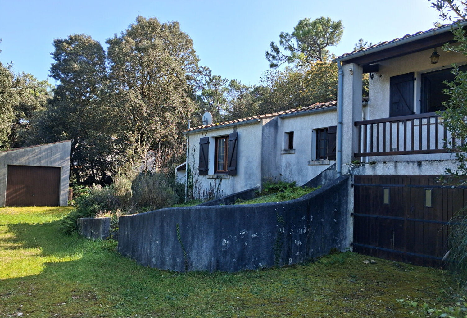 Maison atypique à rénover à 100 m de l'océan, au calme entre forêt et dunes — photo 1