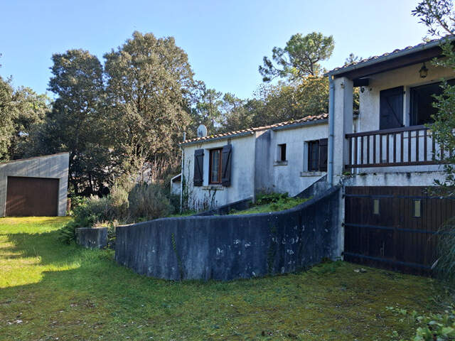 Maison atypique à rénover à 100 m de l'océan, au calme entre forêt et dunes — photo du bien