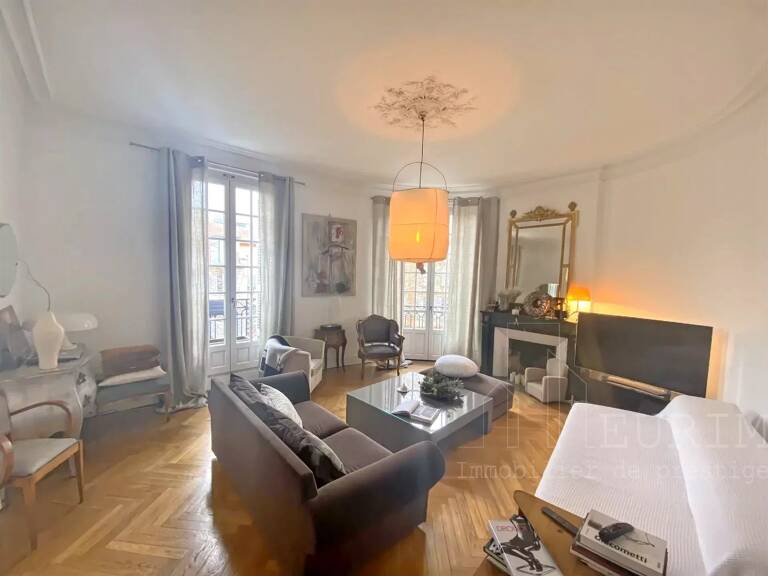 CARMES - APPARTEMENT T6 AVEC ASCENSEUR — photo 1