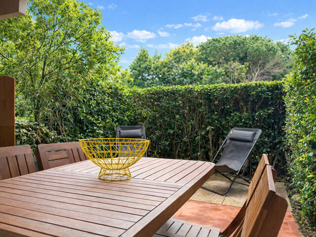 Appartement T2 en rez-de-jardin Résidence arborée avec parking — photo du bien