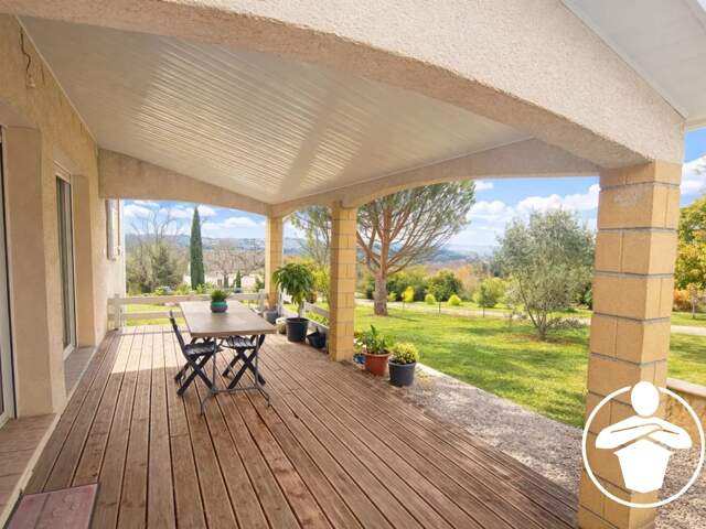 ? Maison de 130 m² – Vue sur les collines – 3 chambres – Terrain de 2200 m² – Sainte-Hilaire-de-Lusignan — photo du bien