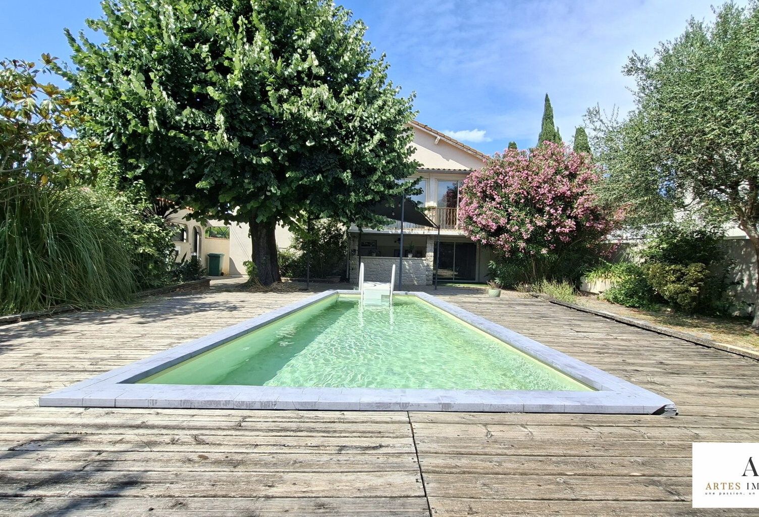 Grande Maison rénovée avec 5 chambres avec piscine et jardin, — photo 1