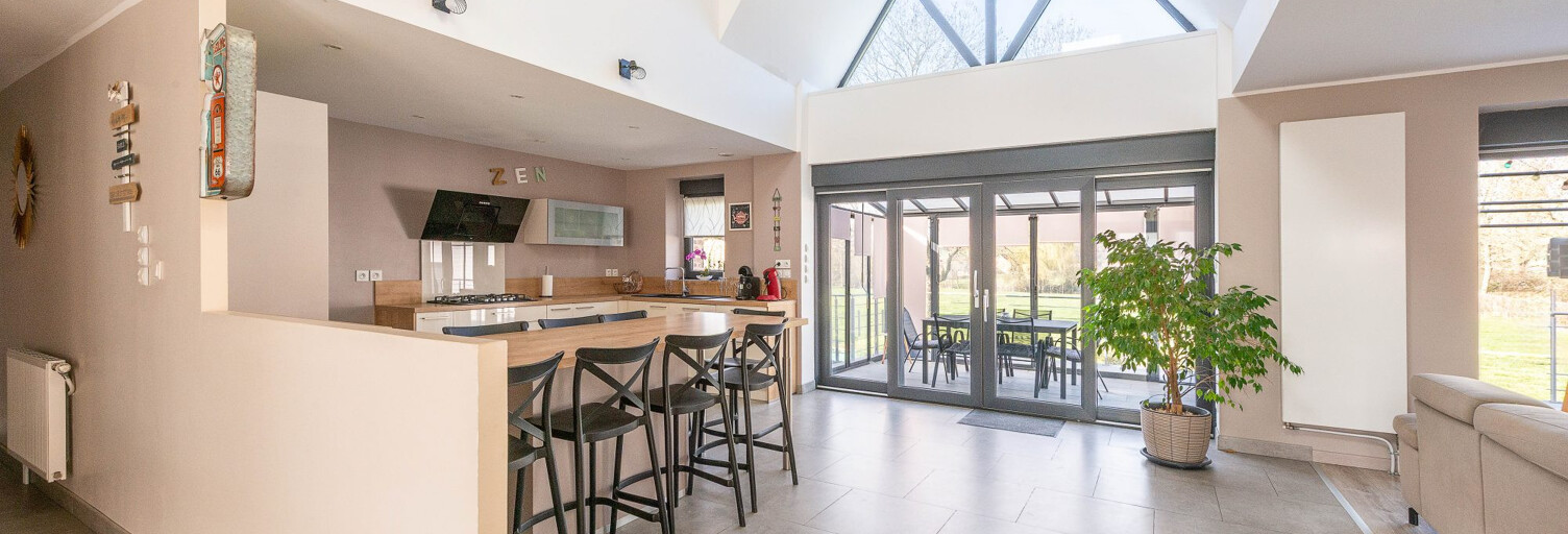 Maison 7 Pièces 256 m² à vendre à Saint-Python (59730)