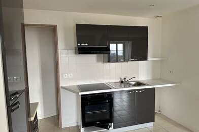 Appartement 3 pièces 670 €