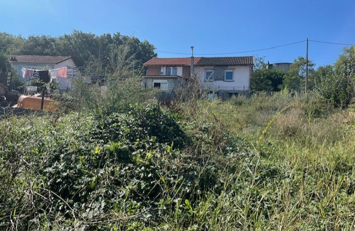 Terrain constructible - 400 m2 - BLAYES LES MINES — photo 2