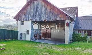 Immeuble  200 m² à vendre à Moye (74150)