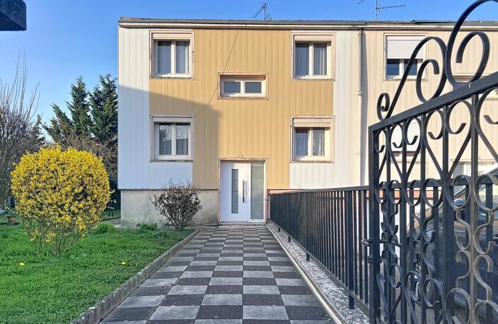 En exclusivité  Maison 97 m²  4 chambres  Bureau  Jardin  Guénange — photo 2