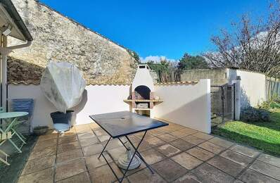 CERONS  , maison de bourg , jardin — photo du bien