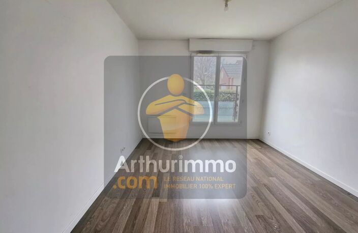 Location  Meublée, F2 + parking Villiers sur marne Gare RER — photo 2