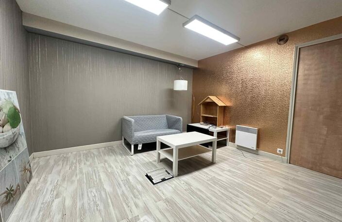 Immeuble - 256m² - Laon — photo 5