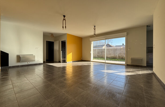 Maison de plain pied 3 chambres, garage et jardin — photo 4
