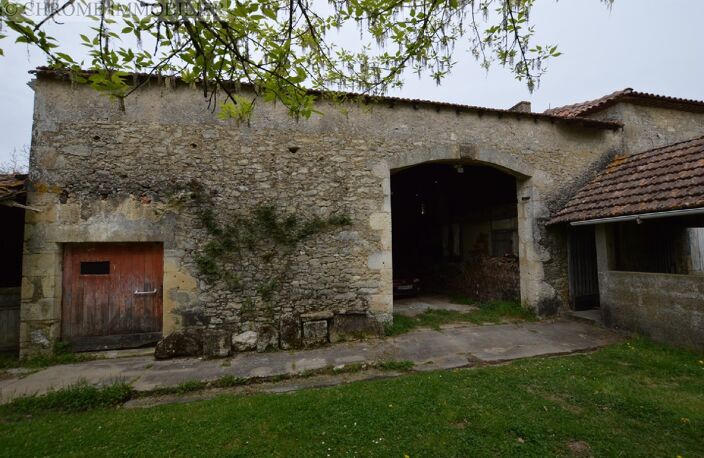 Bel ensemble en pierre — photo 4