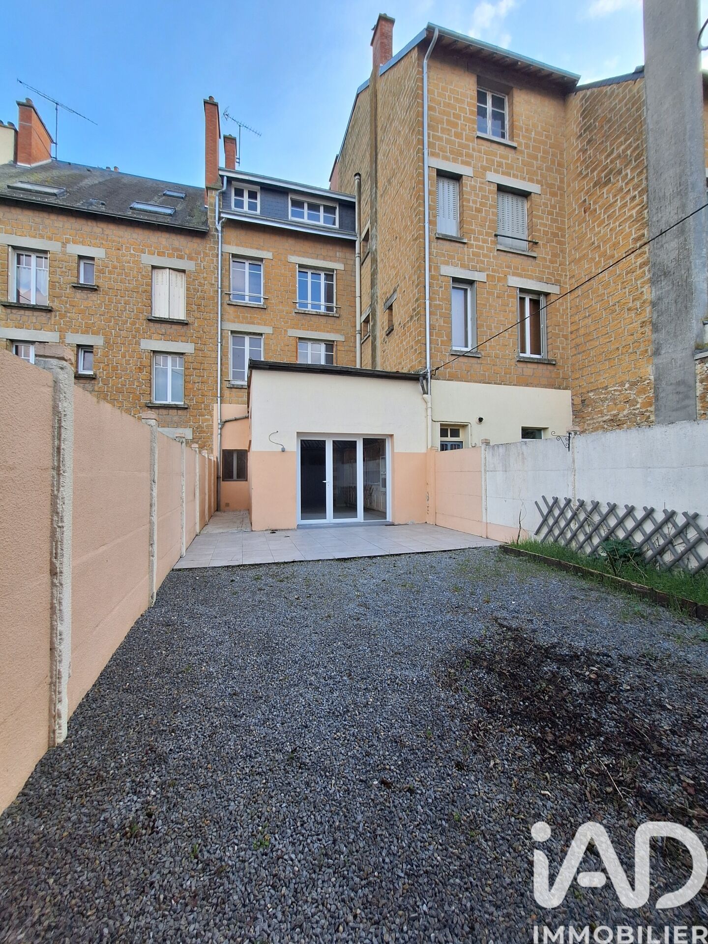 Vouziers - 180m² - 7p. - 4ch.