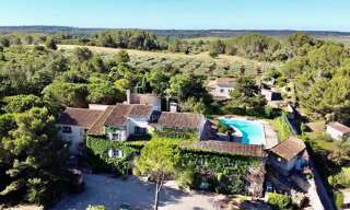 Maison  753 m² à vendre à Fontvieille (13990)