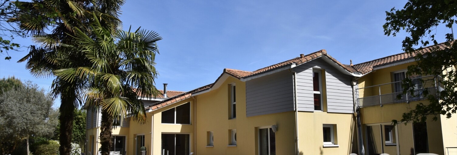 Maison 10 Pièces 330 m² à vendre à Gorges (44190)