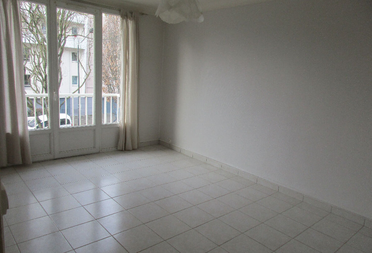 ROND POINT DE RENNES — photo 1