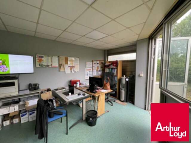 LOCAL D'ACTIVITE - ENTREPOT à VENDRE — photo du bien