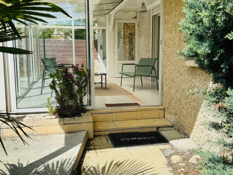 Maison de plain pied rénovée avec véranda et jardin - Quartier calme (07.56.88.28.68) — photo 1