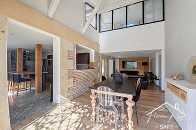 Maison 5 pièces 354900 €