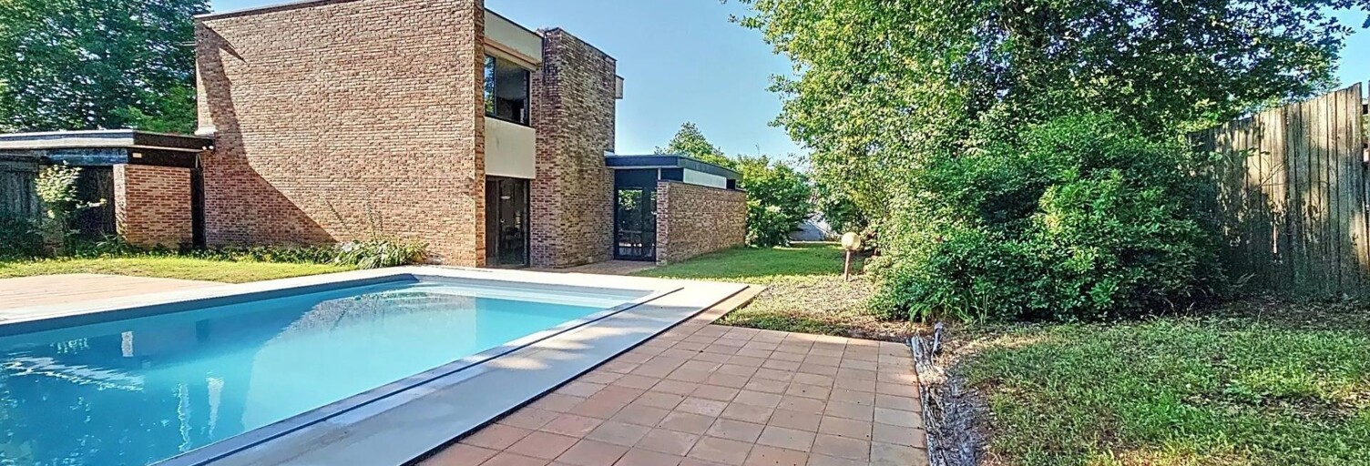 Maison 6 Pièces 211 m² à vendre à Blanquefort (33290)